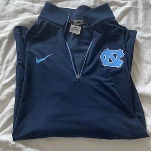 UNC pullover